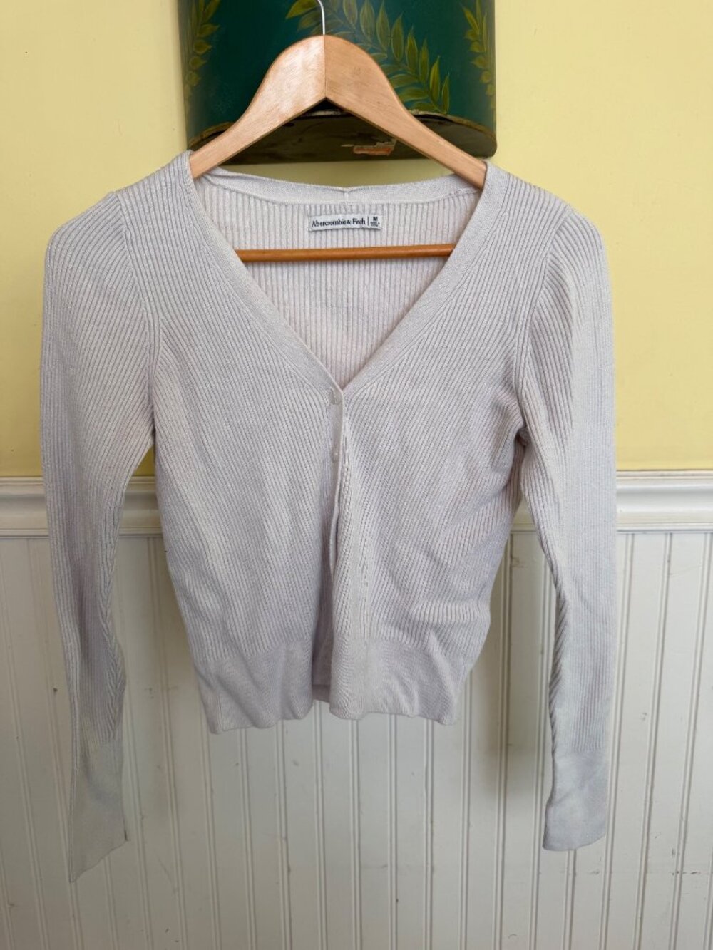 Abercrombie & Fitch Off White Button up Cardigan M - Picture 1 of 5